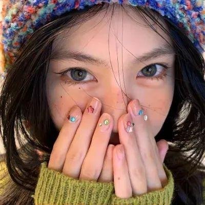 奇怪的猫咪海报